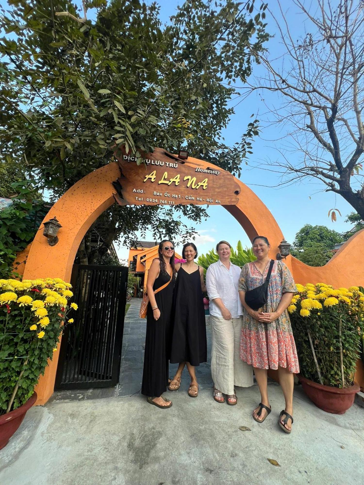 Alana Homestay Hoi An Eksteriør billede
